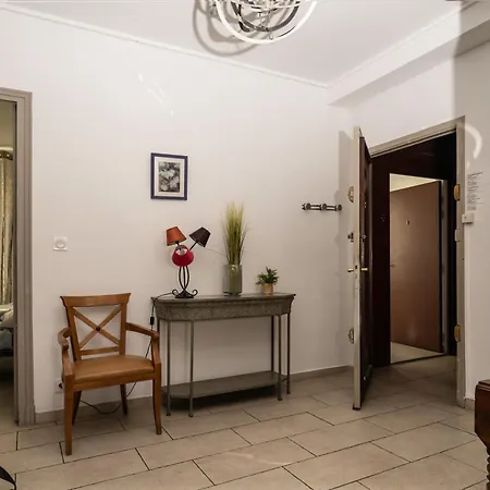 Belle Etape: Cozy 3-Star Residence in Beziers City Center Exterior photo