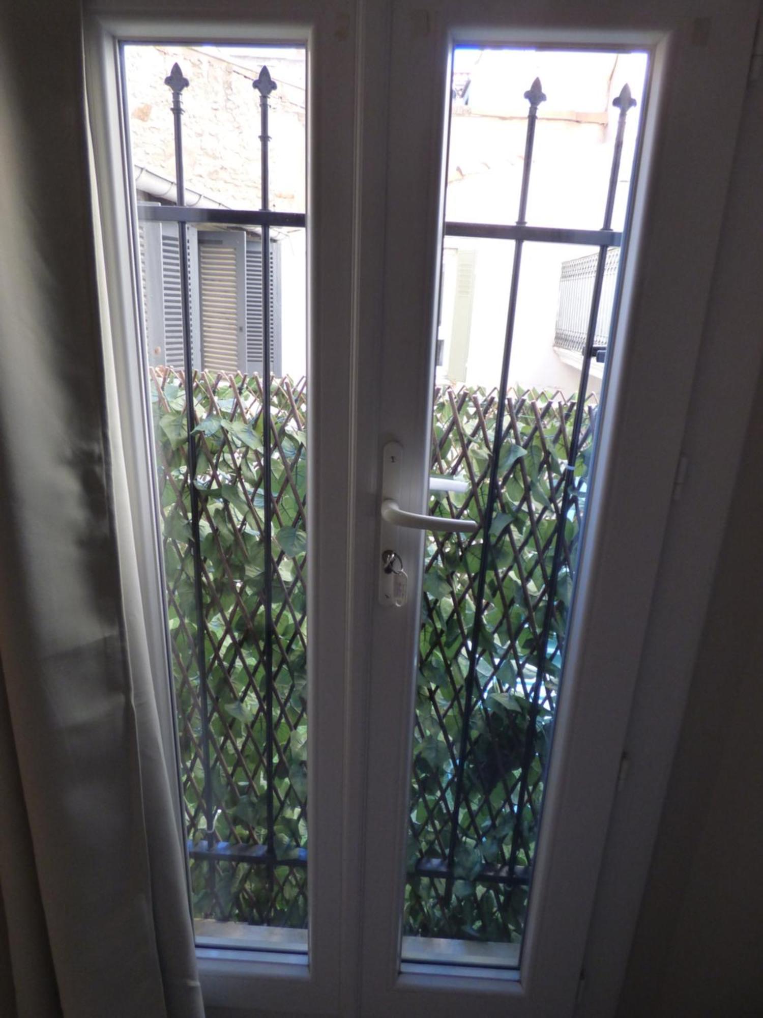 Saëns 2-t4 De Plein Pied Avec Balcon - Garage Privé Optionnel - Centre Historique Et Plages à 16km ! Apartamento *