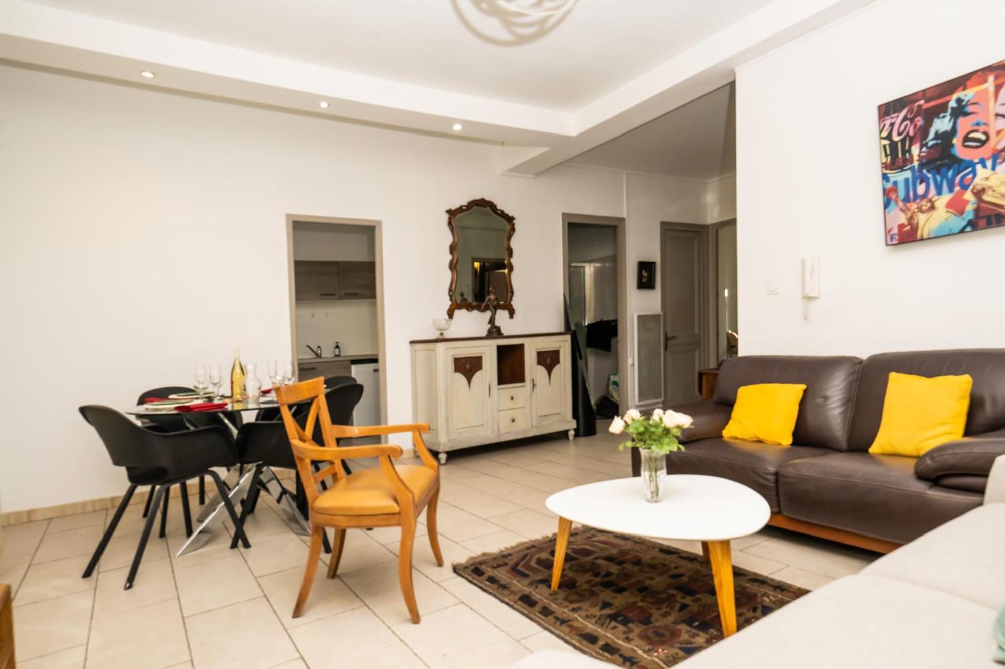 Saëns 2-t4 De Plein Pied Avec Balcon - Garage Privé Optionnel - Centre Historique Et Plages à 16km ! *
